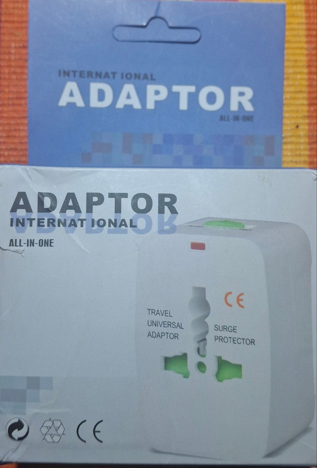 Universele Reisadapter All-in-One met beveiliging, Ophalen of Verzenden, Nieuw