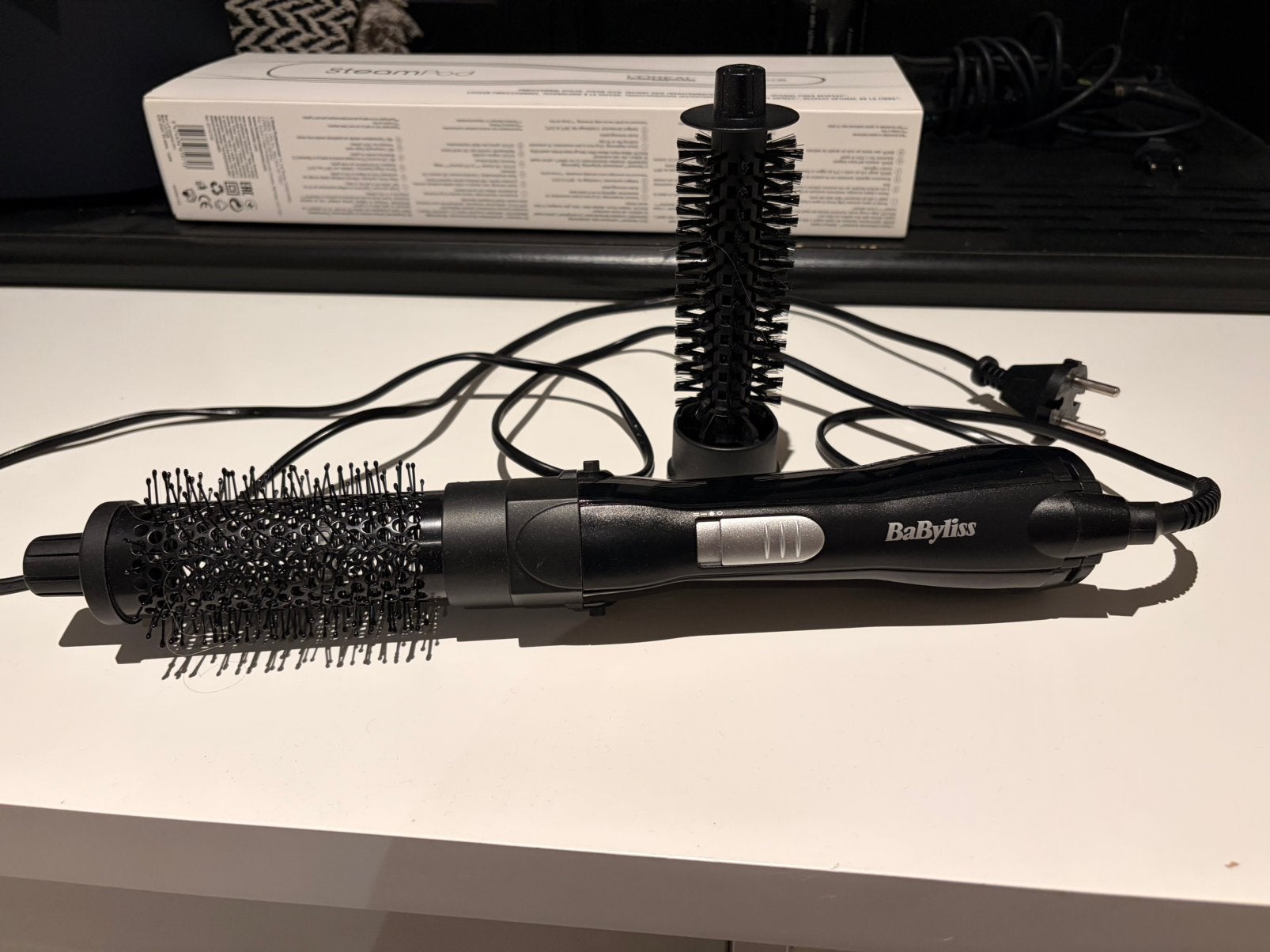 Babyliss fohn borstel met extra borstel, Ophalen, Zo goed als nieuw, Föhn of Haardroger