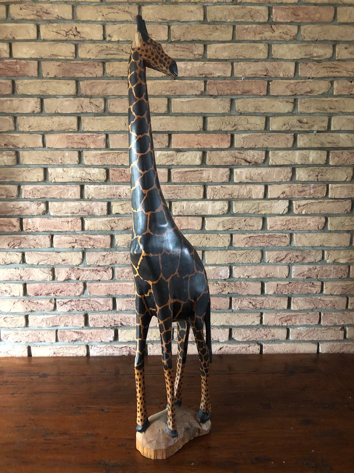 Houten Giraffe Beeld - Afrikaanse Stijl - Oortjes Gebroken, Antiek en Kunst, Kunst | Beelden en Houtsnijwerken, Ophalen, 20 - 50 cm