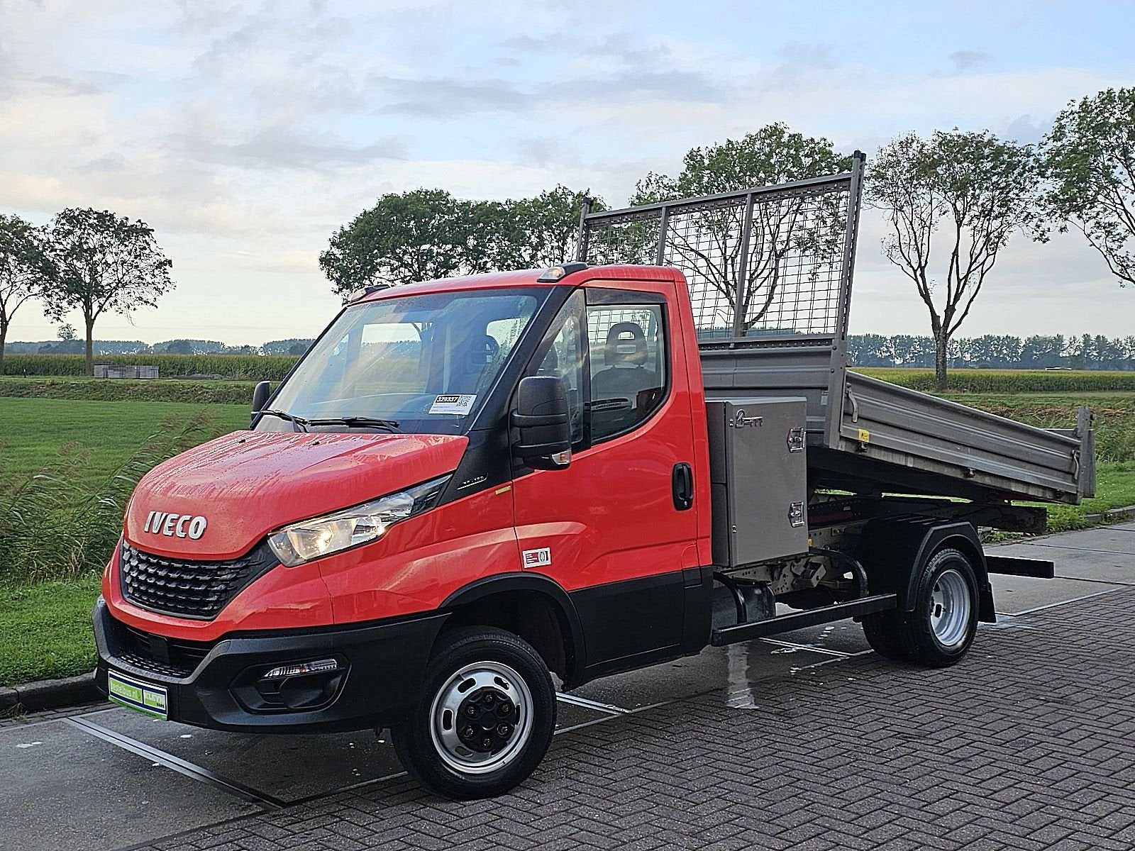 IVECO DAILY 35C12 kipper kist ac euro6, Gebruikt, Iveco, 116 pk, Bedrijf