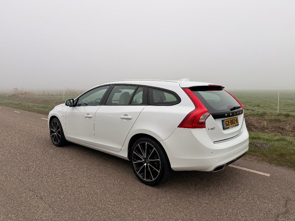 Volvo V60 D5 Twin Engine 288pk Geartronic AWD Plug In Hybrid