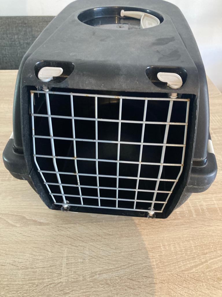 Vervoersmand voor konijn of poes, Ophalen, Zo goed als nieuw
