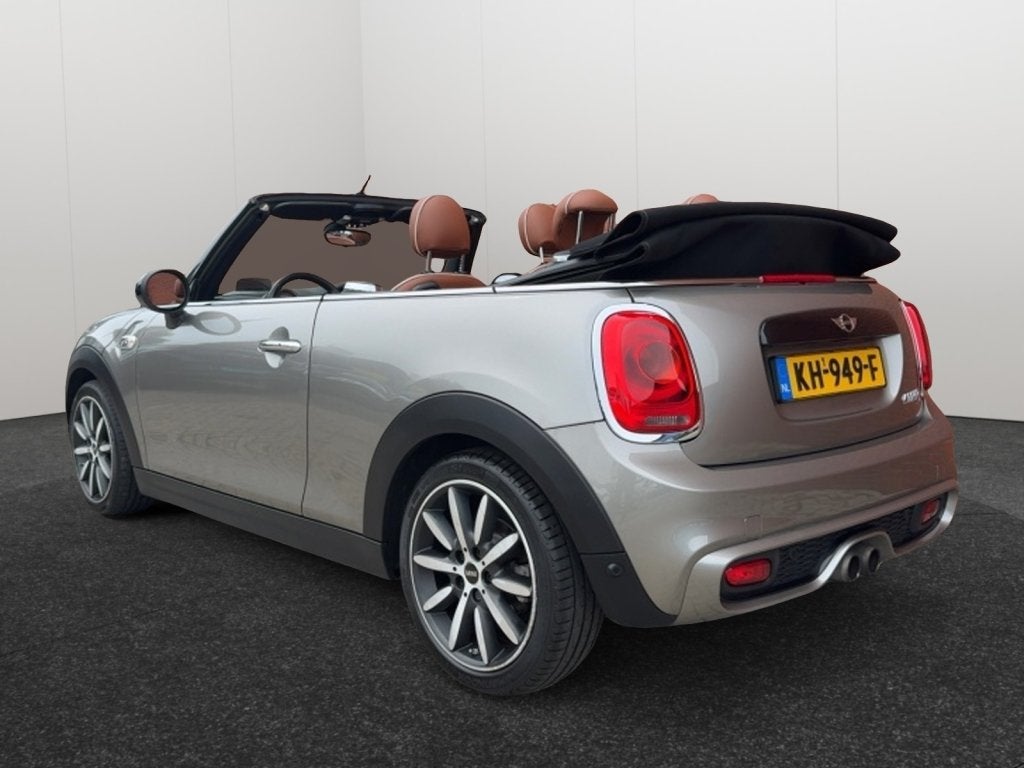 MINI Cabrio 2.0 Cooper S Chili Serious Business Automaat 192, Auto's, Gebruikt, Euro 6, 4 stoelen, Bedrijf
