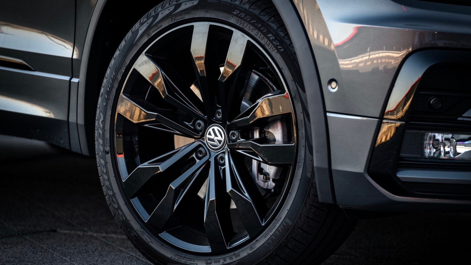 ☀️ 20” ORIGINELE VW SUZUKA VELGEN NIEUW BRIDGESTONE 255-40, Banden en Velgen, Nieuw, Zomerbanden, Ophalen