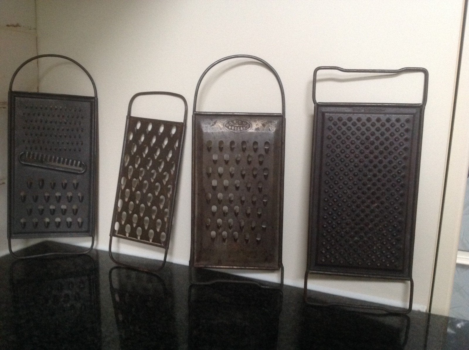Set van 4 vintage keukenraspen - decoratief en functioneel, Ophalen of Verzenden