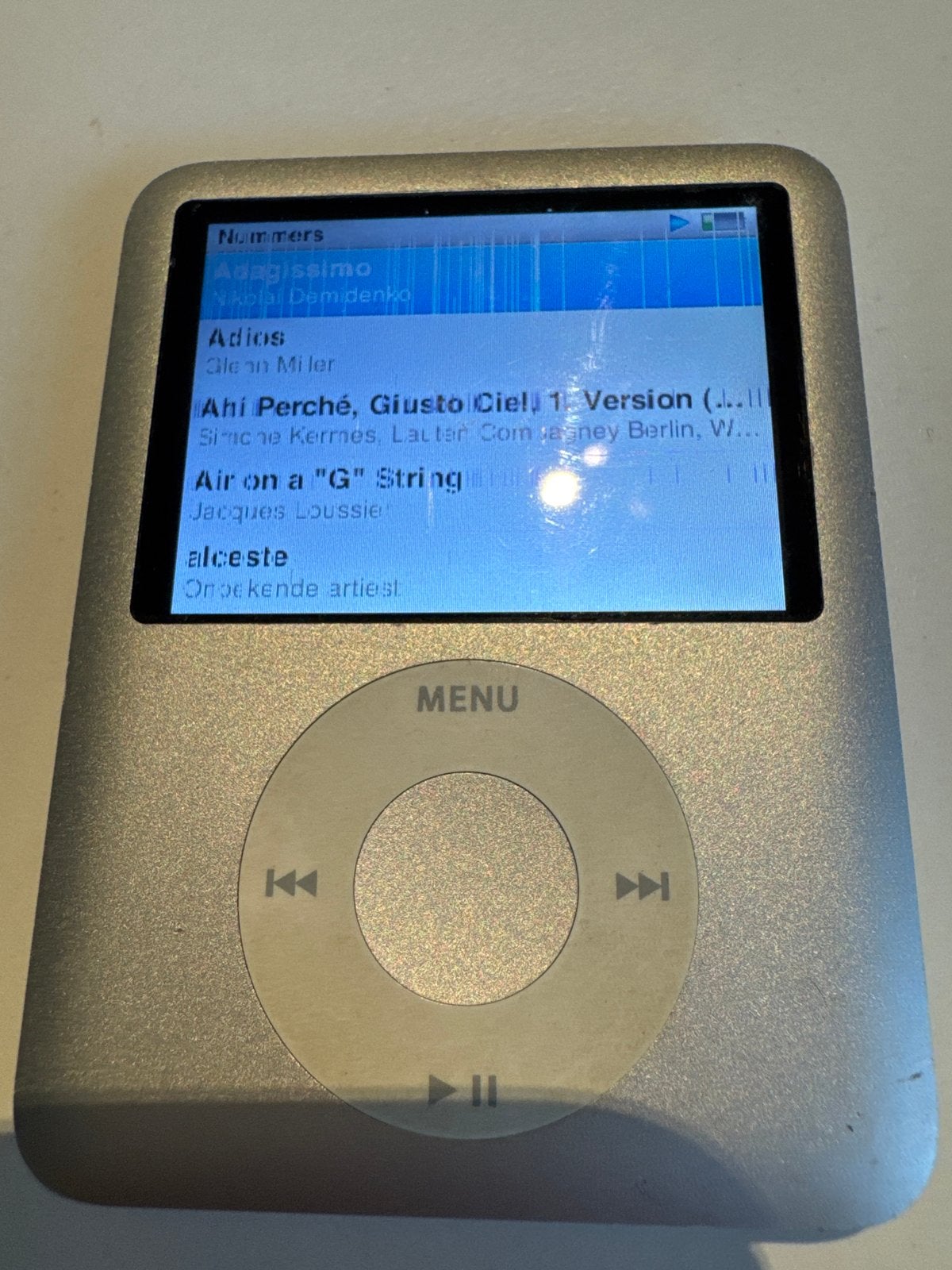 iPod Classic 8GB met schermfout, Classic, Ophalen of Verzenden, Niet werkend, Zilver