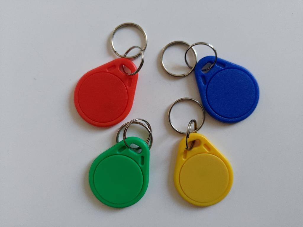 rfid cuid 13,57mhz nfc tags, Hobby en Vrije tijd, Elektronica-componenten, Ophalen of Verzenden