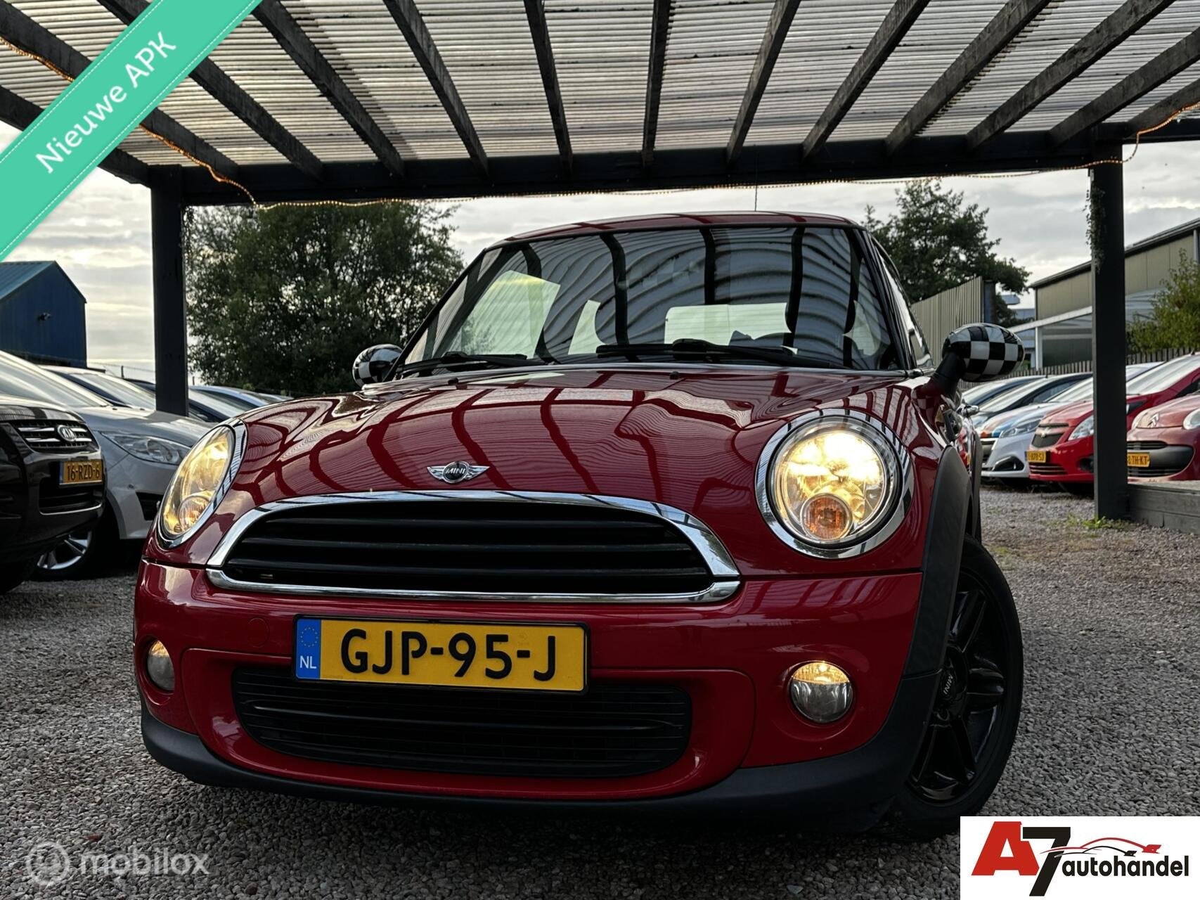 Mini 3-Deurs 1.6 One Chili Nieuwe APK//Airco//Stoel verwarm, Auto's, Voorwielaandrijving, Euro 5, Gebruikt, 4 stoelen