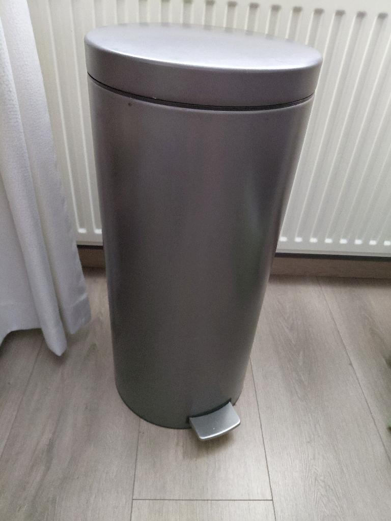 prullenbak van Brabantia, Overige typen, Ophalen of Verzenden, Zo goed als nieuw, Metaal