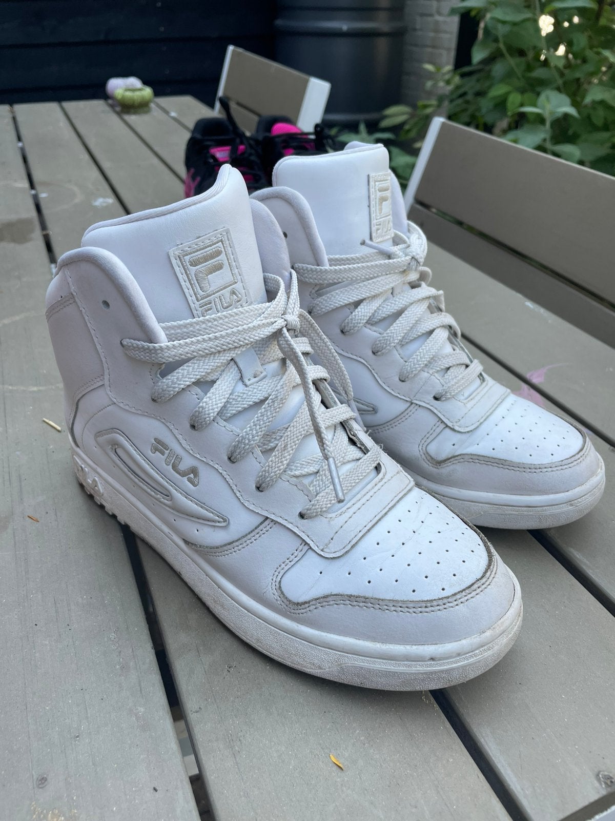 Zgan ** Fila ** sneakers wit halfhoog mt 39, Wit, Ophalen of Verzenden, Sneakers of Gympen, Zo goed als nieuw