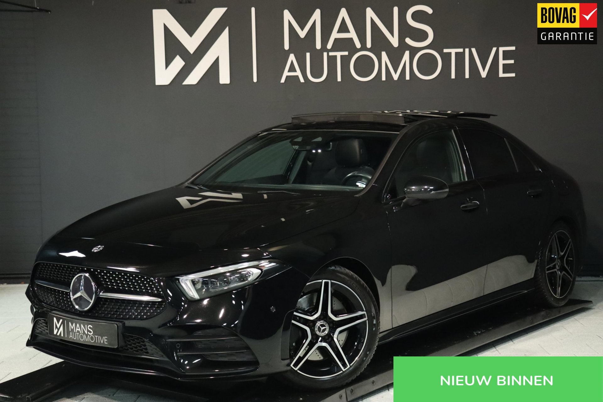 Mercedes-Benz A-klasse A250 AMG 4Matic / PANO / CAMERA / KEY, 15 km/l, Gebruikt, Zwart, 4 cilinders