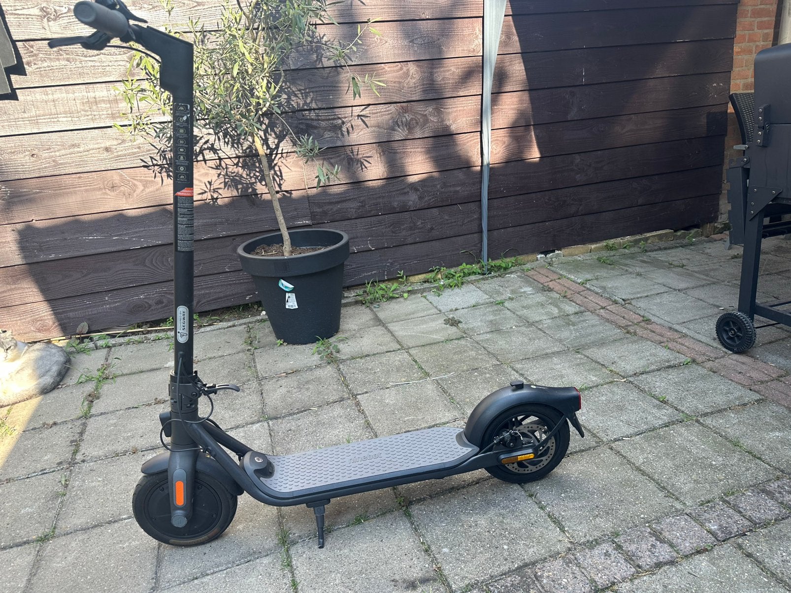 Elektronische step ninebot, Ophalen of Verzenden, Zo goed als nieuw, Elektrische step (E-scooter)
