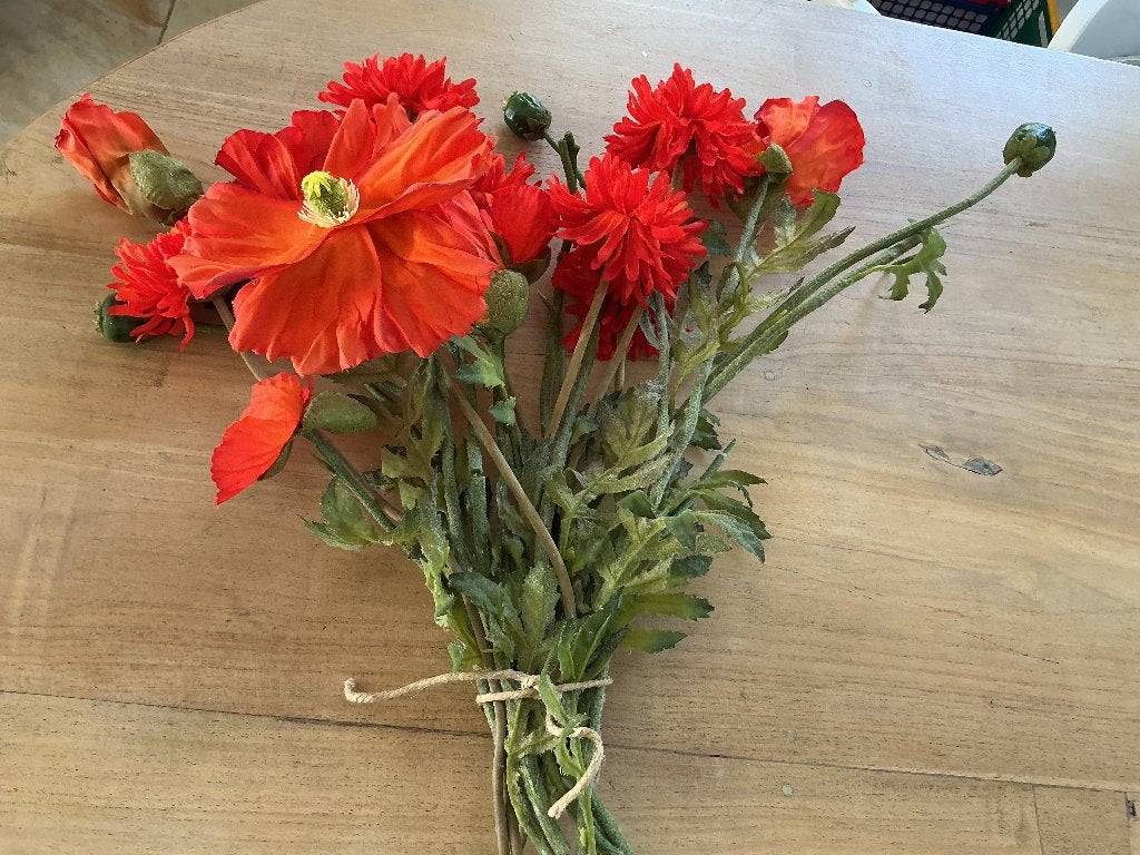 Grote bos boeket zijden bloemen rood, Ophalen of Verzenden, Zo goed als nieuw, Boeket, Rood