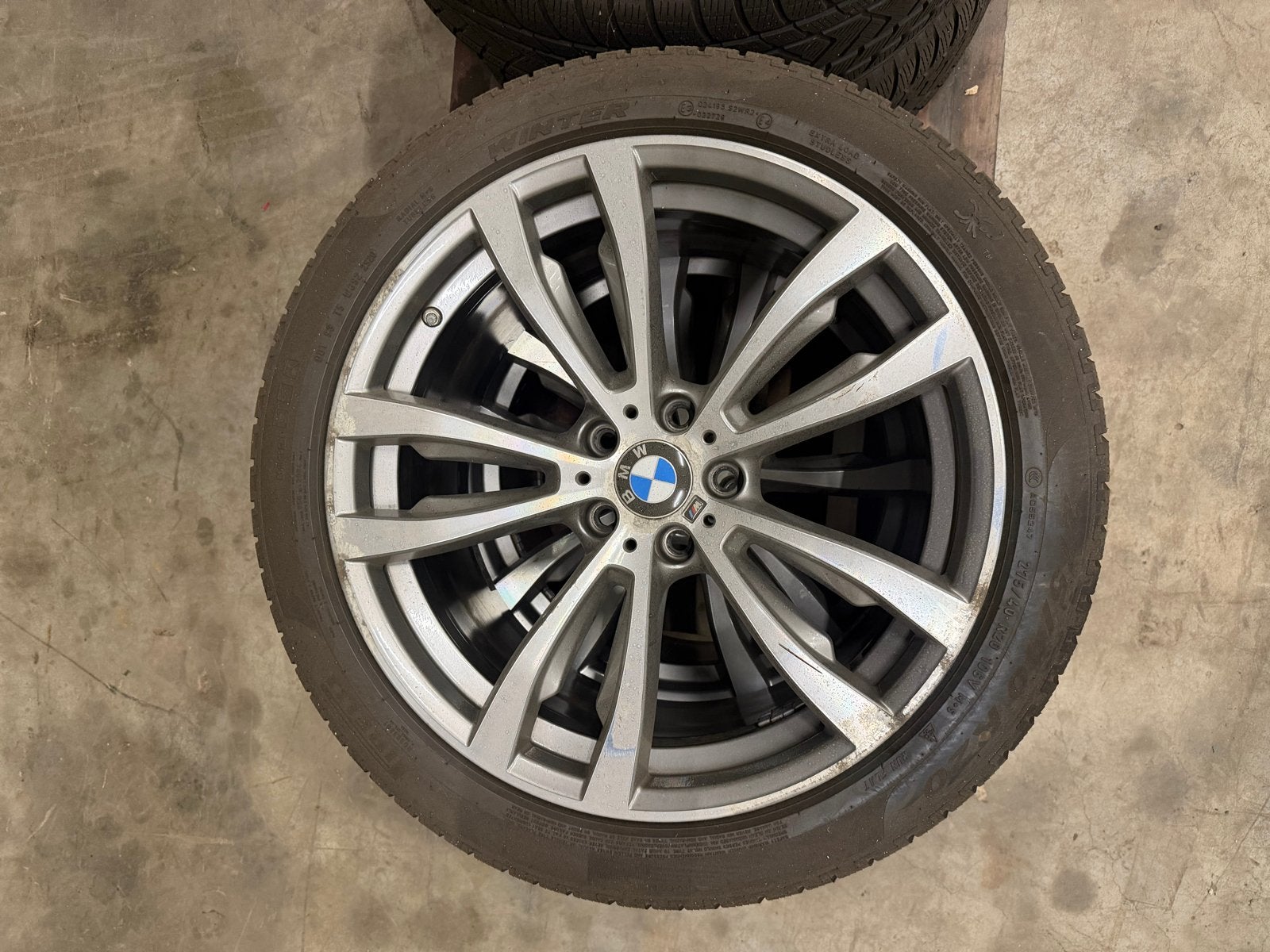BMW X5 winterbanden met velgen - Klaar voor de winter!, Ophalen, Gebruikt, 275 mm, Banden en Velgen