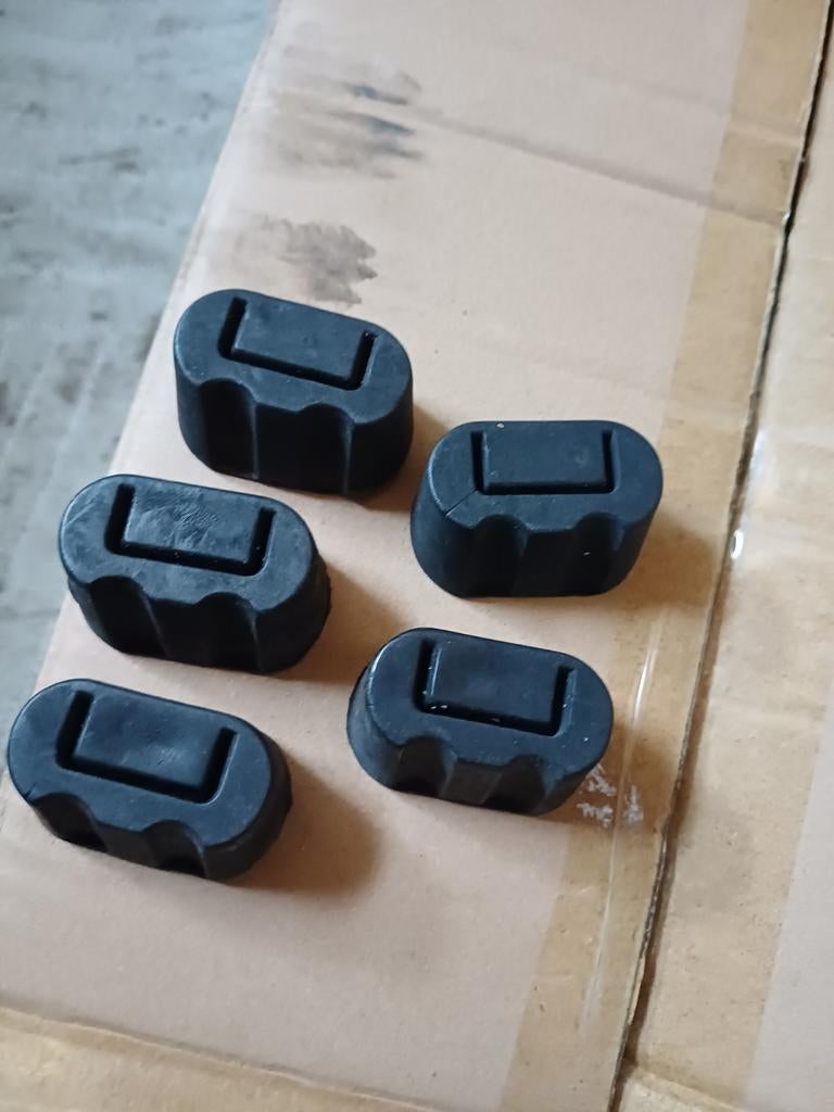 5x nos nieuwe rubbers, Ophalen of Verzenden, Nieuw, Overige typen, Overige merken