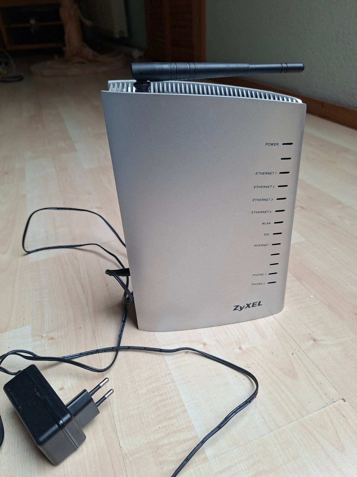 Zyxel Router met modem - Zo goed als nieuw, Ophalen, Zo goed als nieuw, Router met modem, Zyxel
