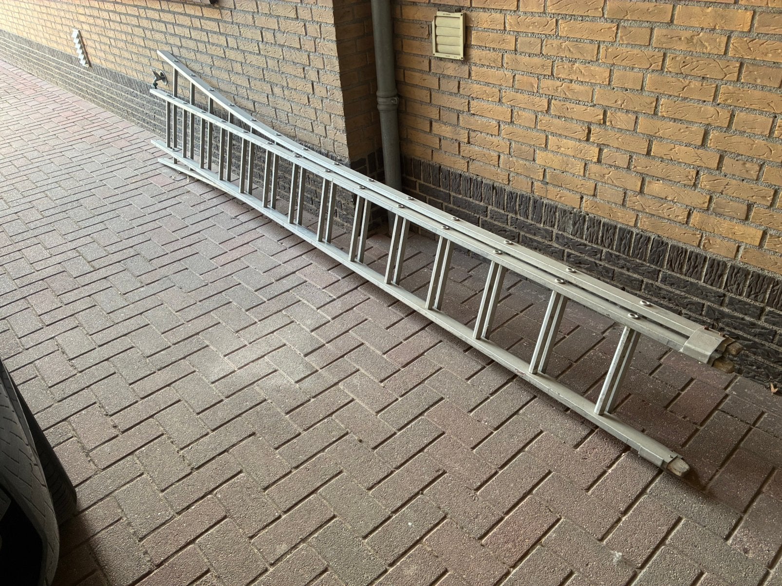 Ladder 14 sporte, Doe-het-zelf en Verbouw, Ophalen, Gebruikt, 4 meter of meer