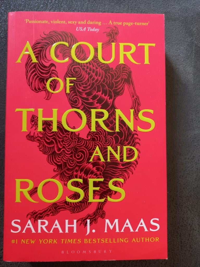 A Court of Thorns and Roses - Sarah J. Maas (Engels), Boeken, Ophalen, Gelezen