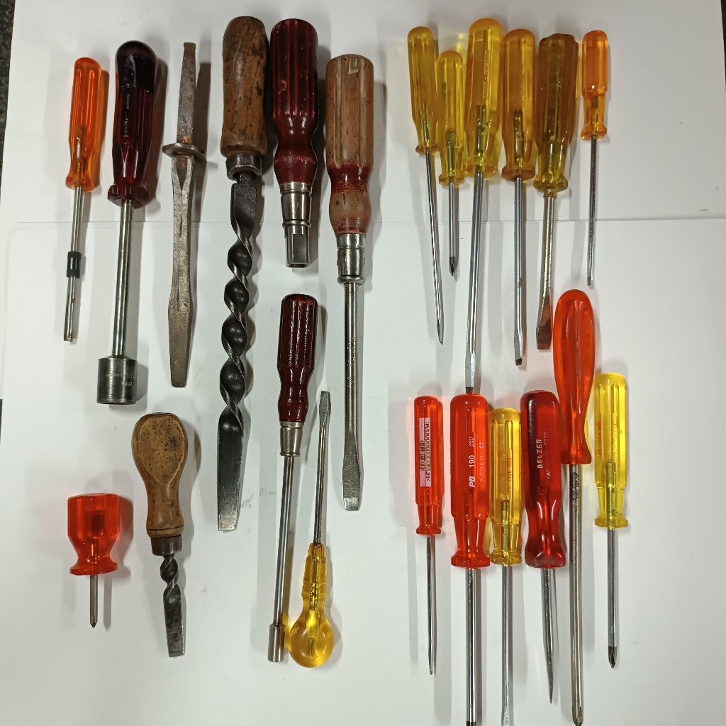SCREWDRIVERS + HANDLE OLD AND NEW PB SWISS TOOLS USAG BELZER, Antiek en Kunst, Verzenden