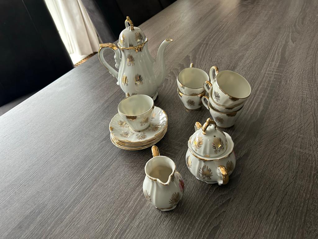 Chinees serviesje (6-delig) en elektrische wokpan, Antiek en Kunst, Ophalen of Verzenden