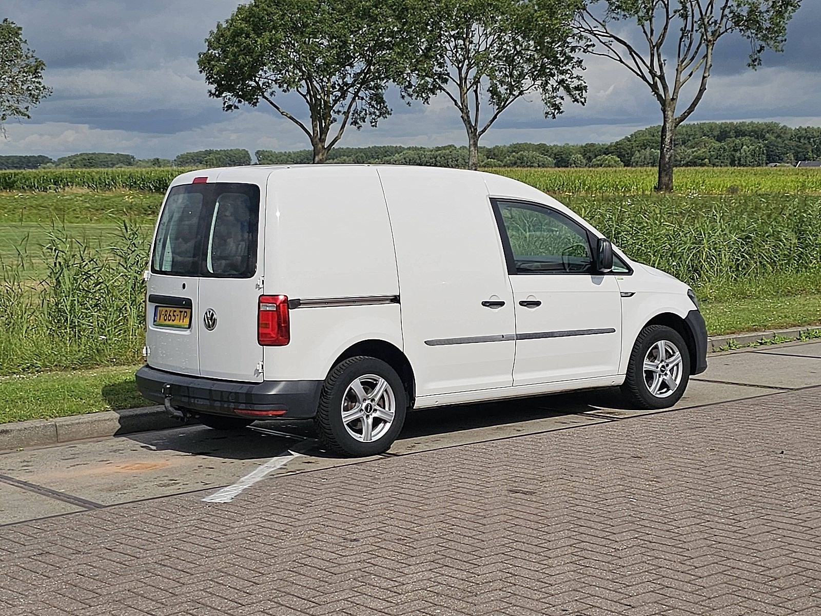 VOLKSWAGEN CADDY 2.0 tdi, Auto's, 1374 kg, Navigatiesysteem, Gebruikt, Euro 6