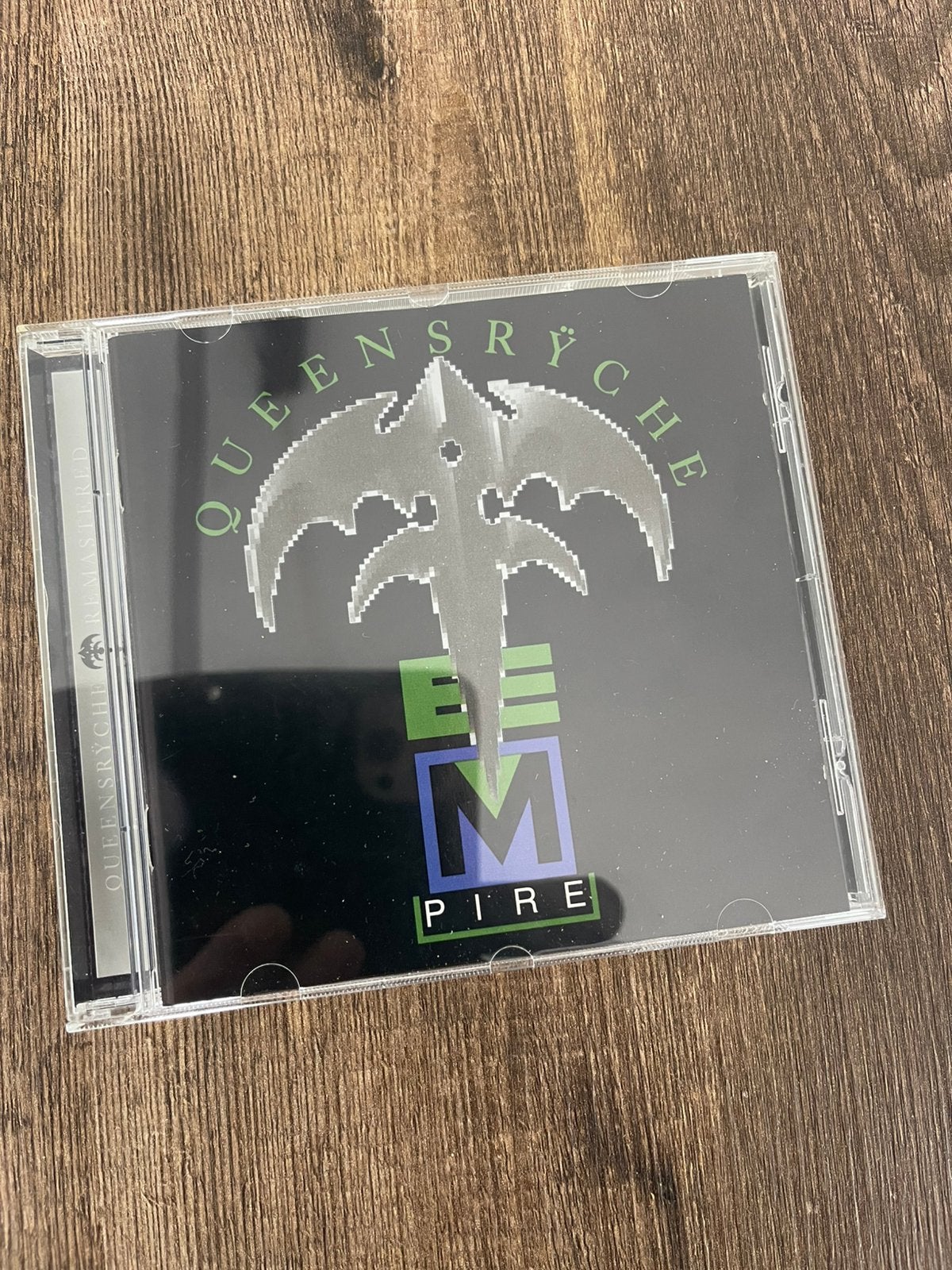 Queensryche - Empire REM + 3 prog rock, Verzenden, Zo goed als nieuw