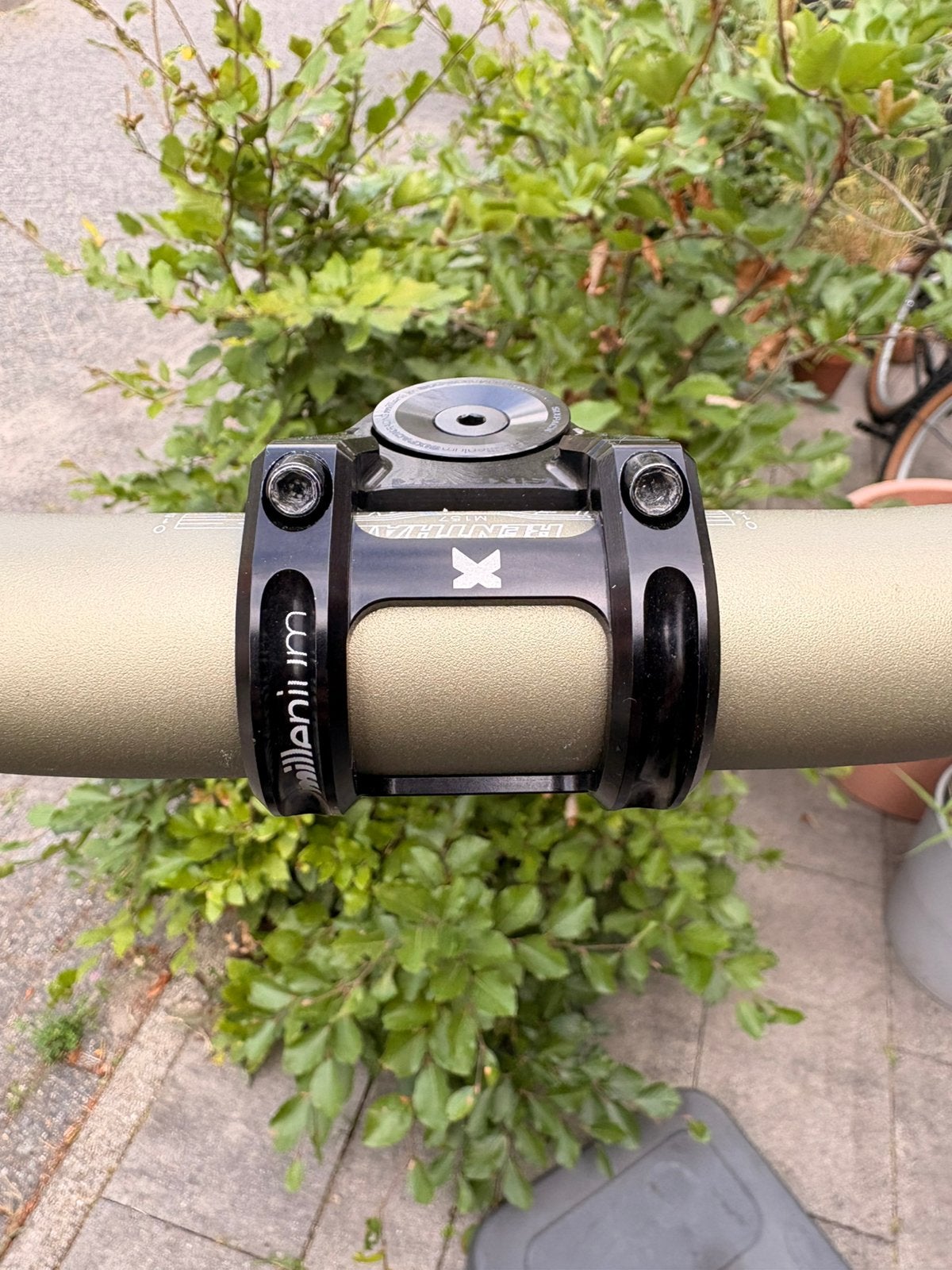 Sixpack Millenium 35 mm stem en Renthal Fatbar 78 cm stuur, Ophalen of Verzenden, Zo goed als nieuw, Stuur, Aluminium