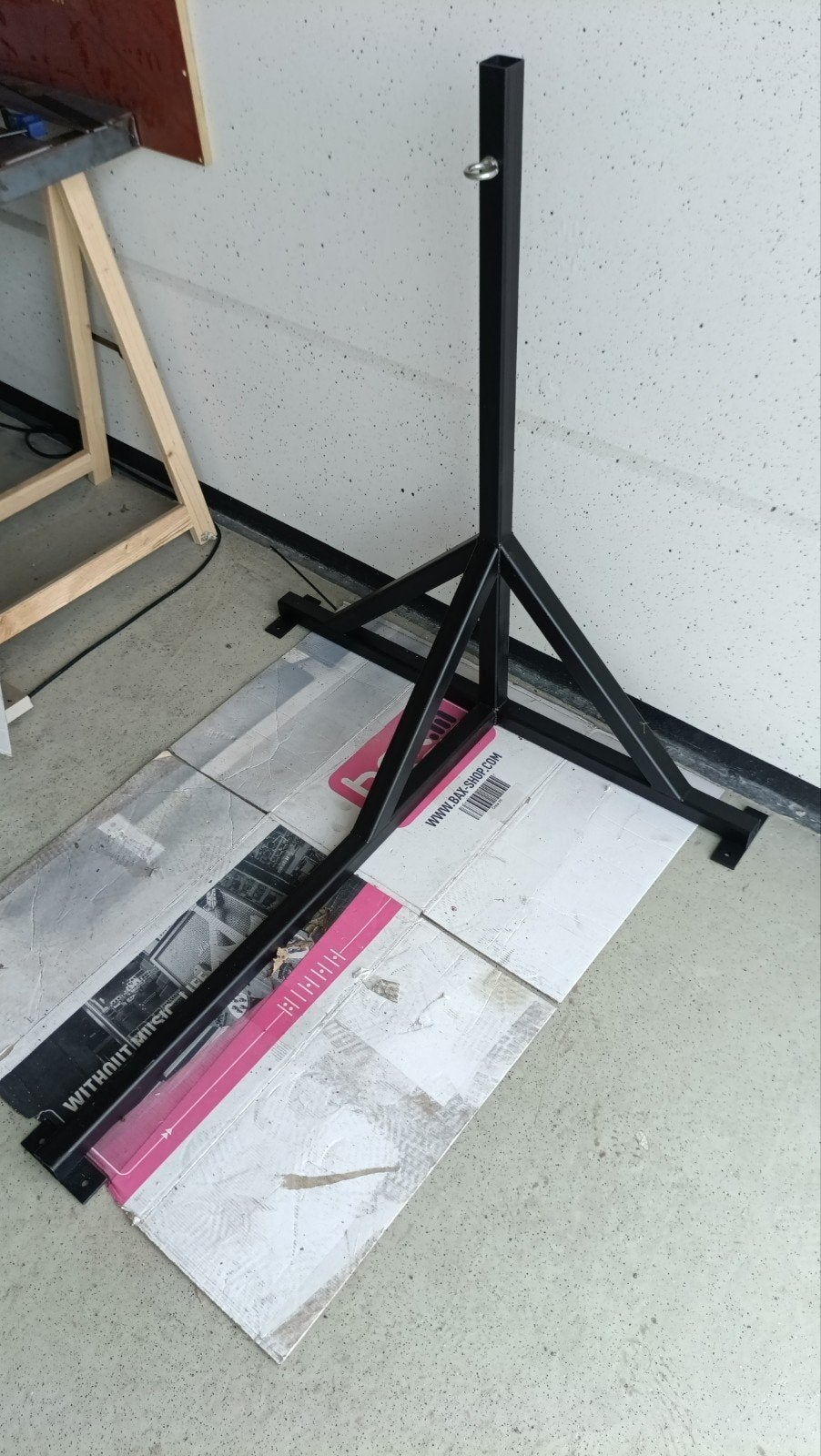Bokszak ophanging / standaard, Overige, Vechtsportmateriaal, Zo goed als nieuw, Groter dan maat XL