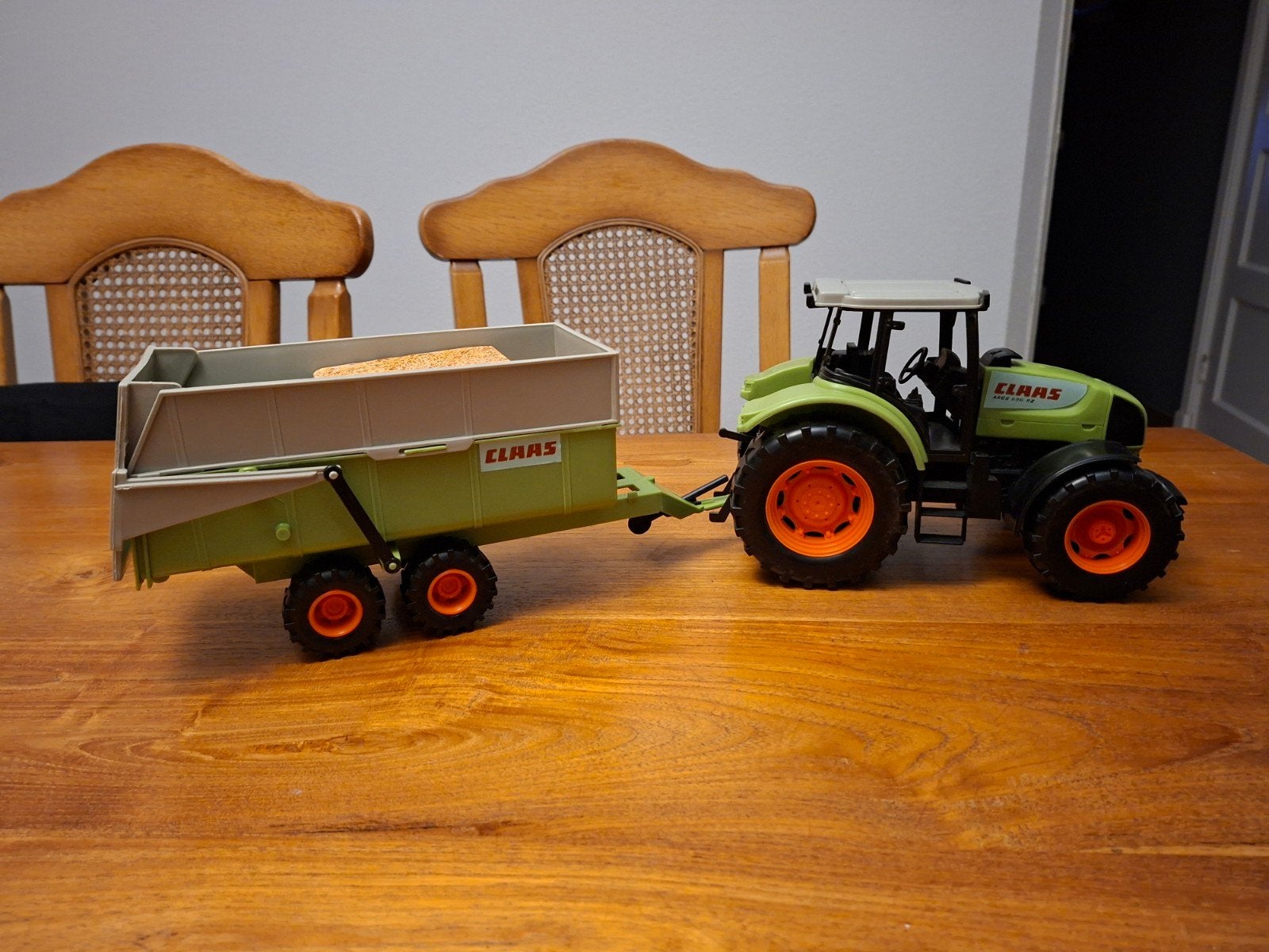 Claas Tractor met Aanhanger - Speelgoed, Ophalen of Verzenden, Zo goed als nieuw