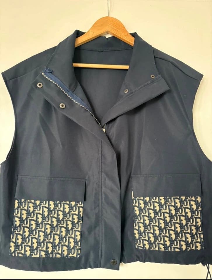 Handgemaakt Gilet met Dior-achtige print, Ophalen of Verzenden, Zo goed als nieuw, Maat 42/44 (L), Blauw