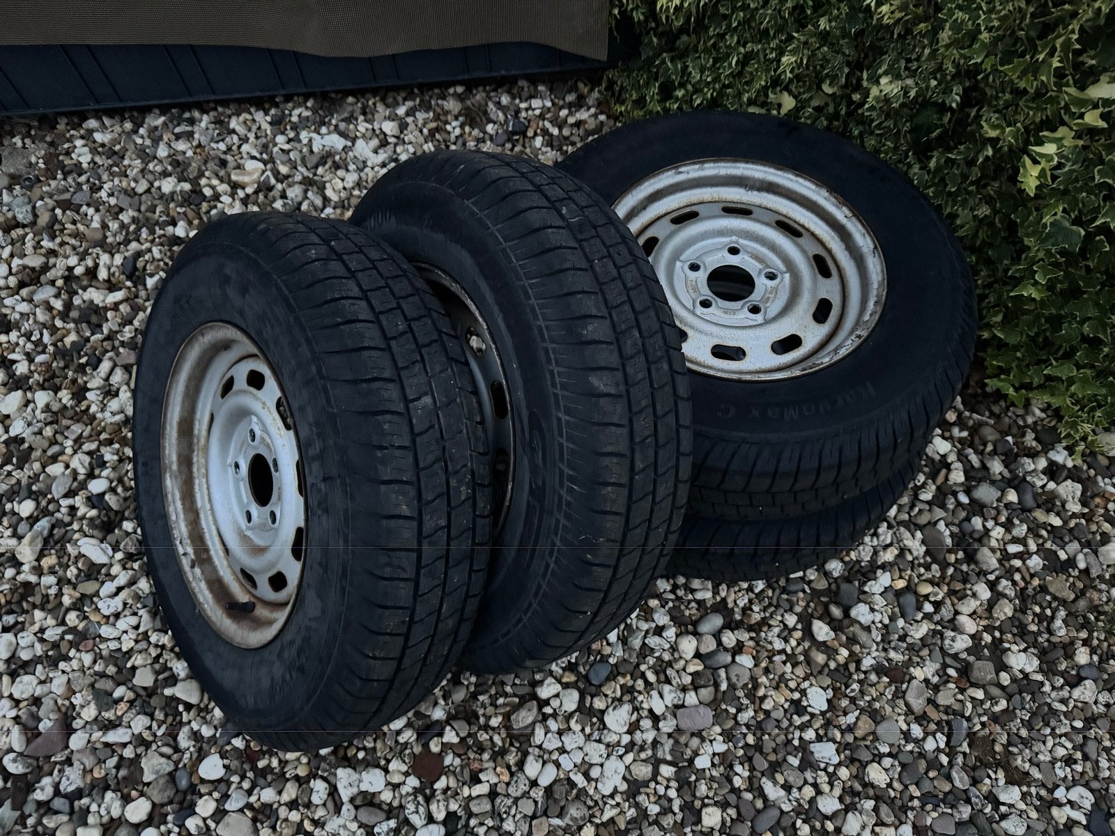 4x Gebruikte Banden en Velgen 185R14C GRATIS, Auto diversen, Aanhangwagen-onderdelen, Ophalen, Gebruikt