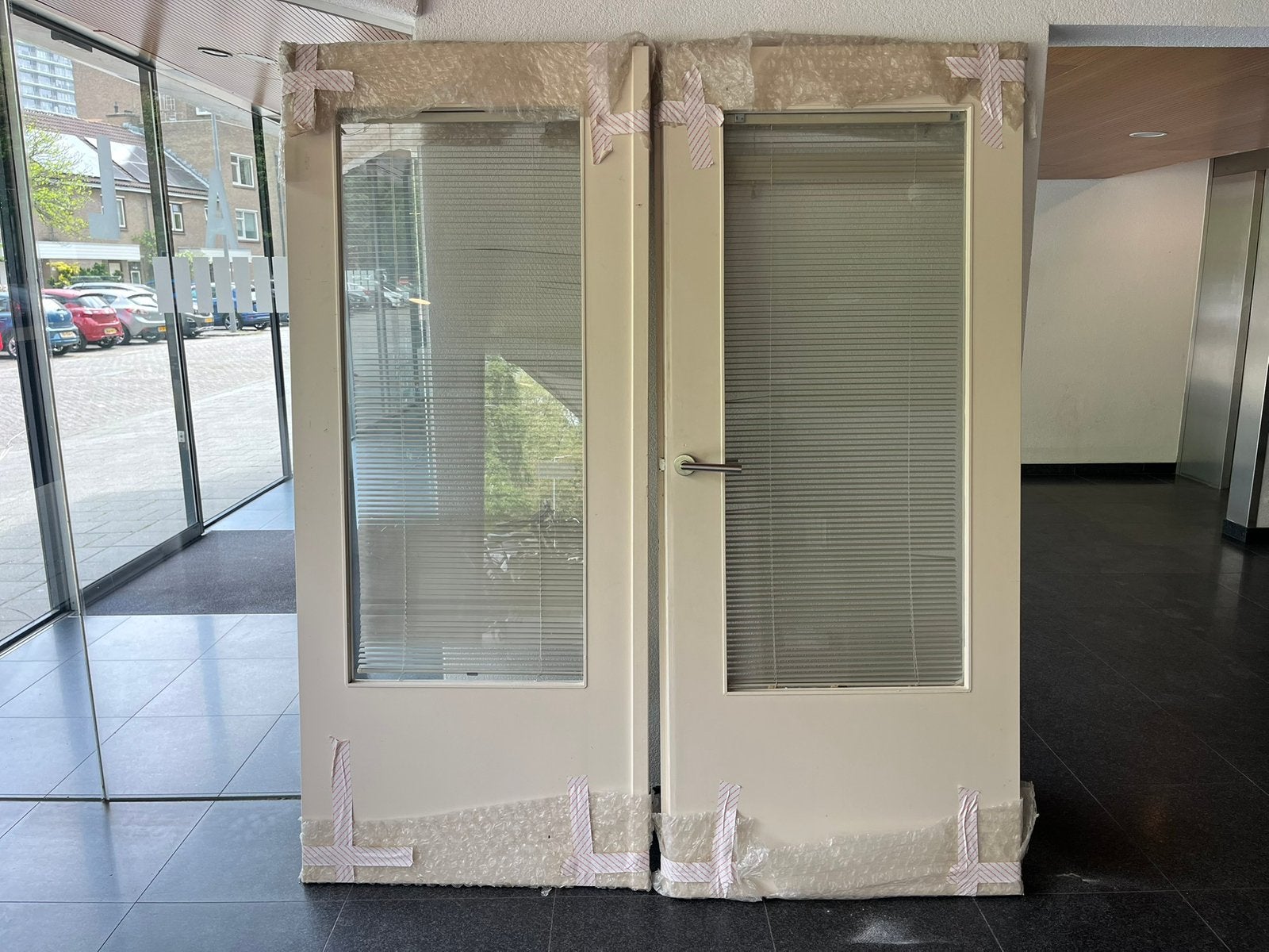 Openslaande deuren met glas (201 x 86 cm per deur), Doe-het-zelf en Verbouw, Deuren en Horren, Ophalen, Gebruikt, 80 tot 100 cm
