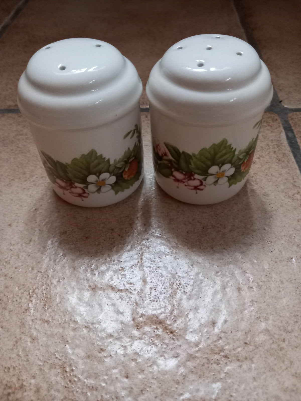 Marjolein Bastin bosvruchten peper en zoutstel, Huis en Inrichting, Overige typen, Ophalen of Verzenden, Zo goed als nieuw, Overige stijlen