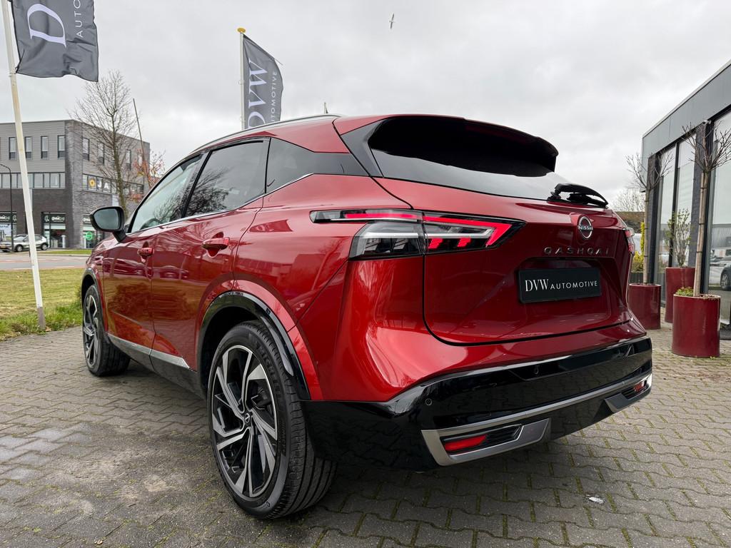 Nissan Qashqai 1.3 MHEV Xtronic Tekna Plus, Gebruikt, Zwart, 4 cilinders, Origineel Nederlands