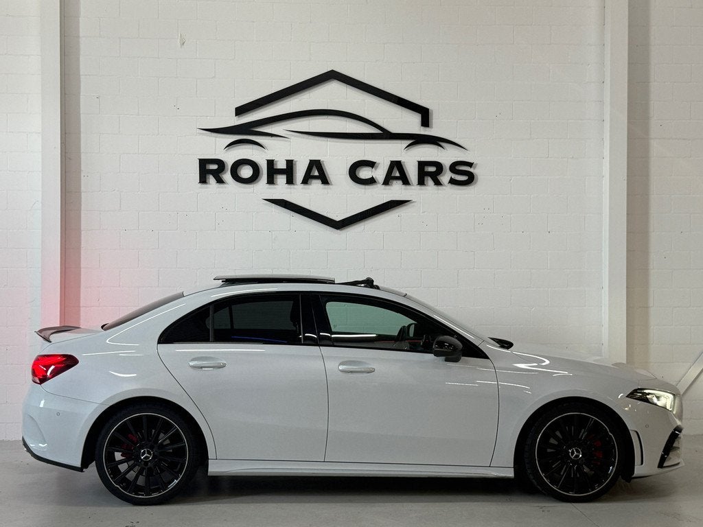 Mercedes-Benz A-klasse 250 Premium Plus*Pano*Sfeer*Dodehoek*, 15 km/l, 4 cilinders, Wit, Bedrijf