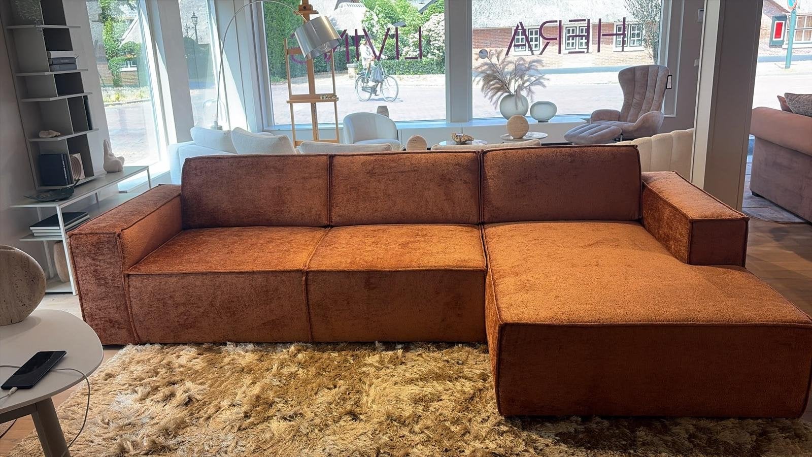 Nieuwe showroom hoekbank - Terracotta velvet stof, Ophalen, Nieuw, Hoekbank, Stof