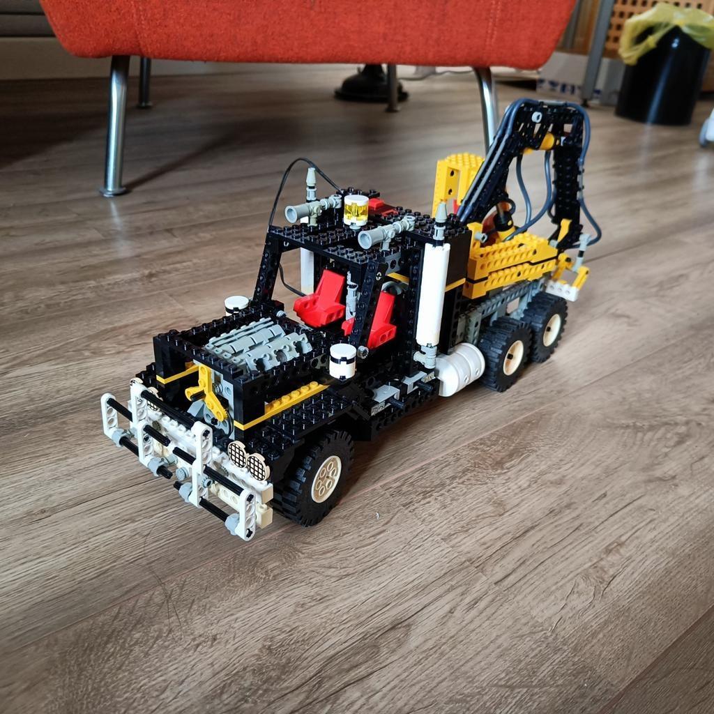 Lego Technic 8868 Air Tech Claw Rig, pneumatische grijpwagen, Gebruikt, Lego, Compleet, Ophalen of Verzenden