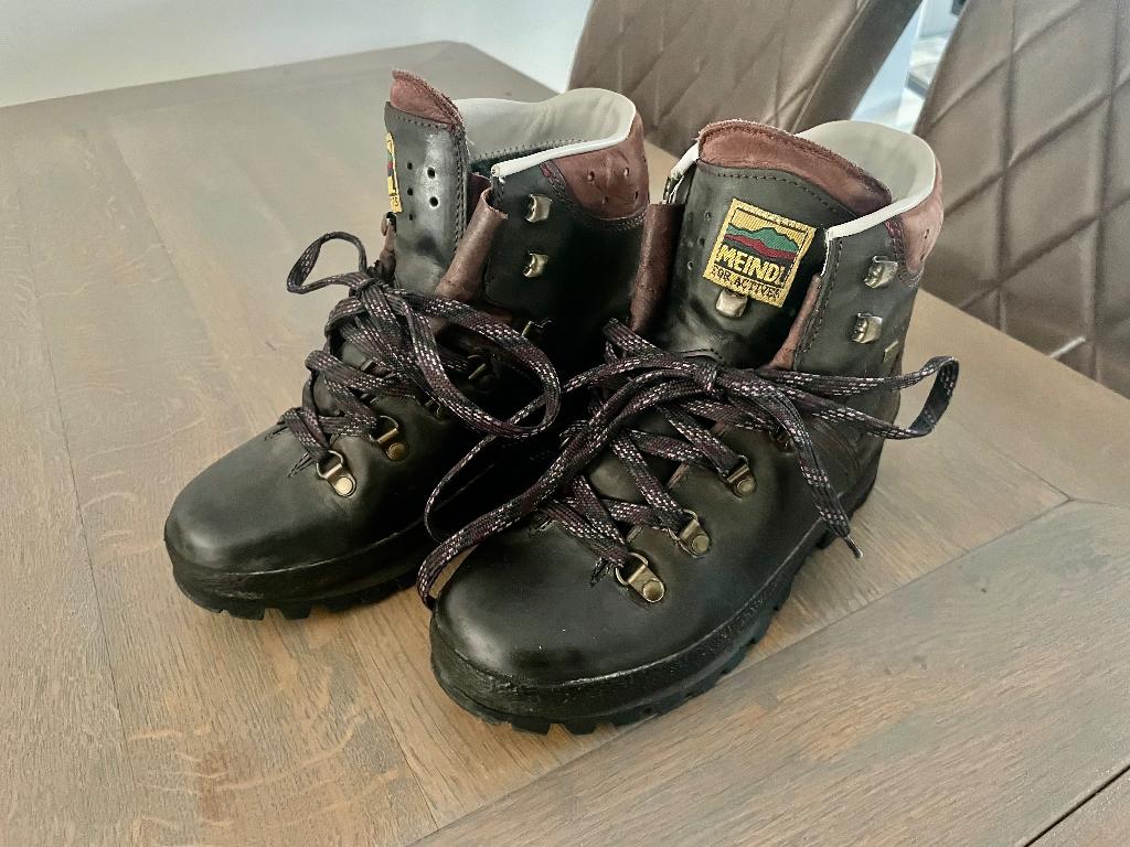 MEINDL WANDELSCHOENEN cat. B / C - maat 39 - WD014, Waddinxveen, Gebruikt, Schoenen, Ophalen of Verzenden