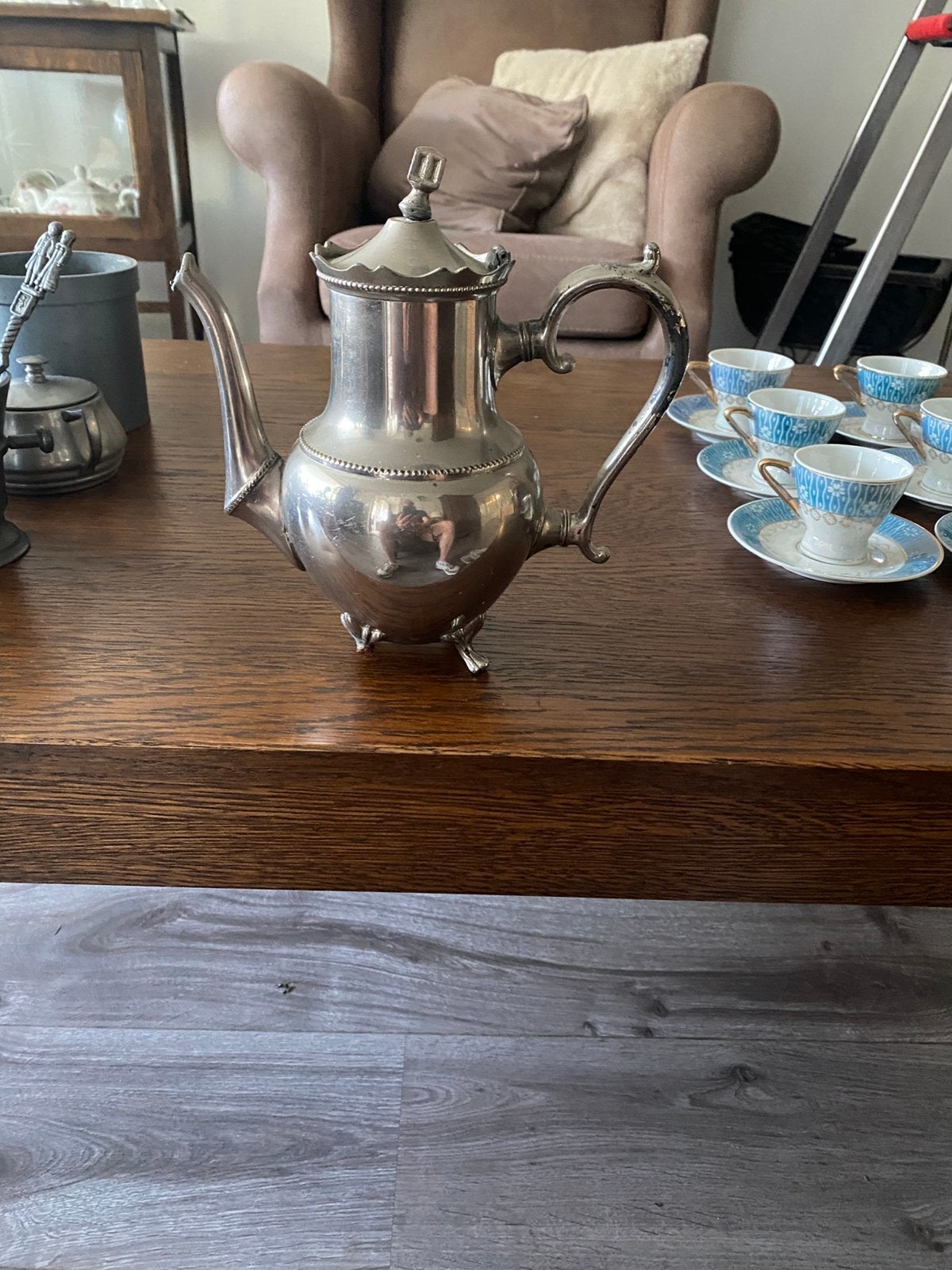 Thee pot, Ophalen
