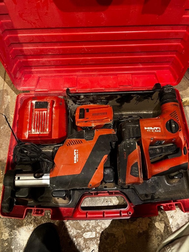 Hilti TE 4-22 boorhamer + DRS stofafzuiging, Ophalen, Gebruikt, Boor- en/of Breekhamer, Variabele snelheid