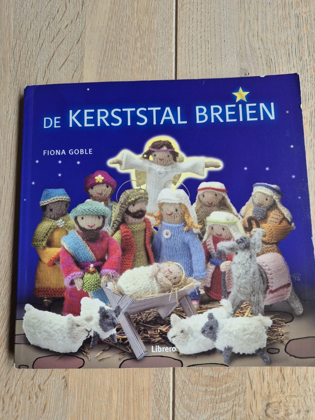 De Kerststal Breien - Fiona Goble, Ophalen, Zo goed als nieuw, Breien en Haken, Fiona Goble
