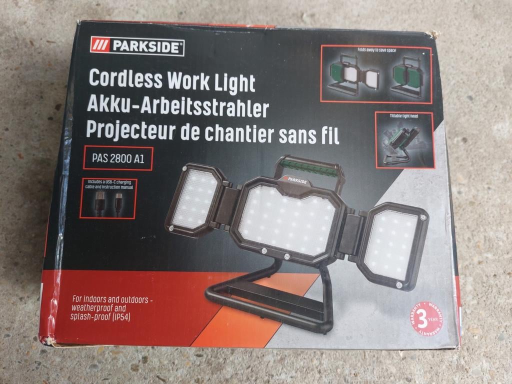 Parkside Accu-Arbeidsstrahler PAS 2800 A1, Ophalen