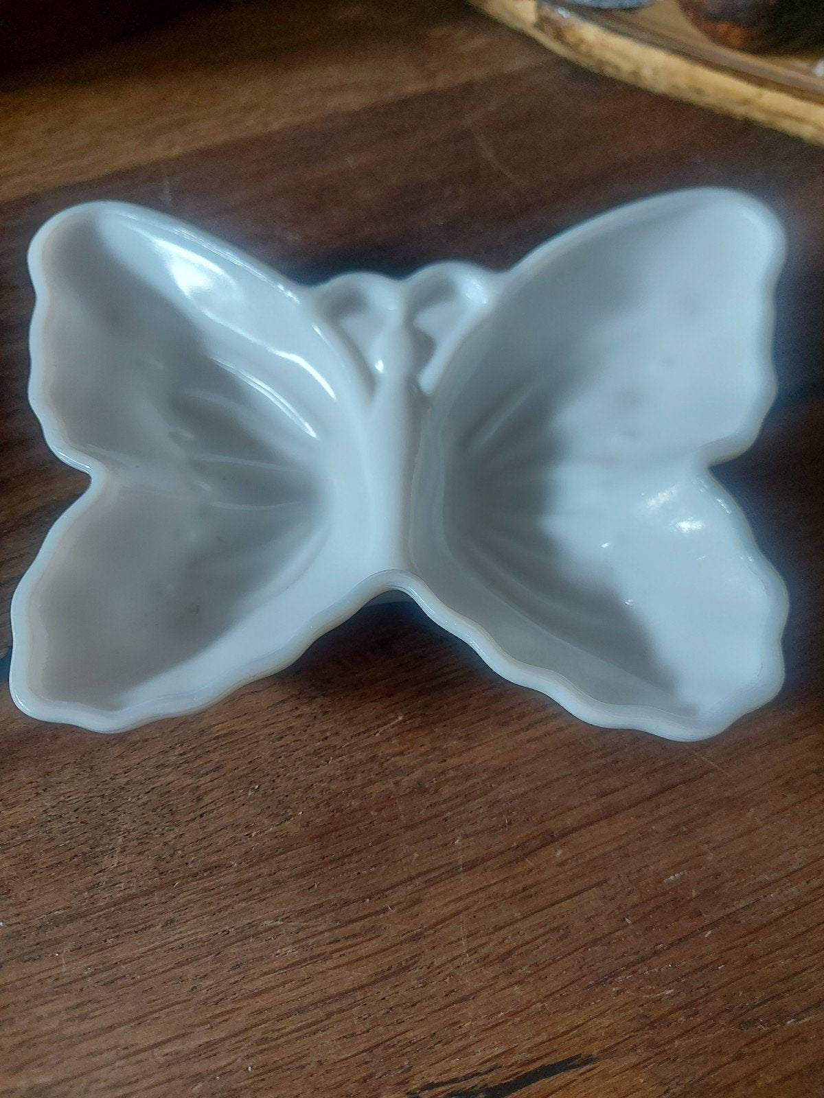 Mooi wit Vintage opaline vlinder schaaltje van Avon France, Antiek en Kunst, Ophalen of Verzenden