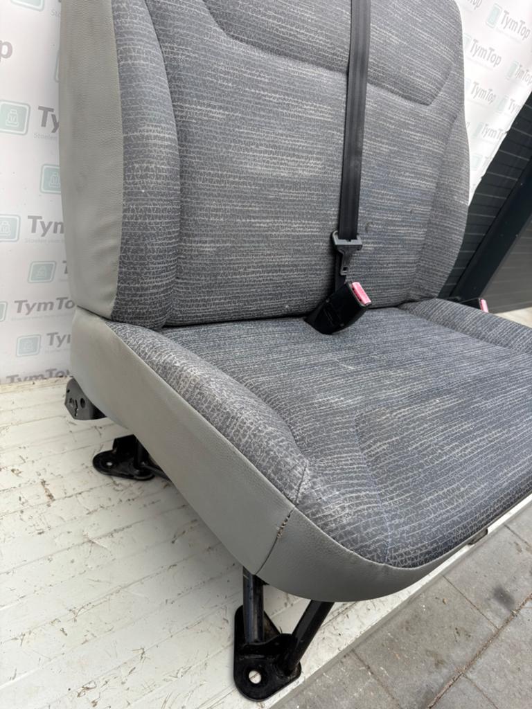 stoelen voorbank bank Opel Vivaro Renault Trafic Primastar, 3161ek, Tymtop, Ophalen of Verzenden, Renault
