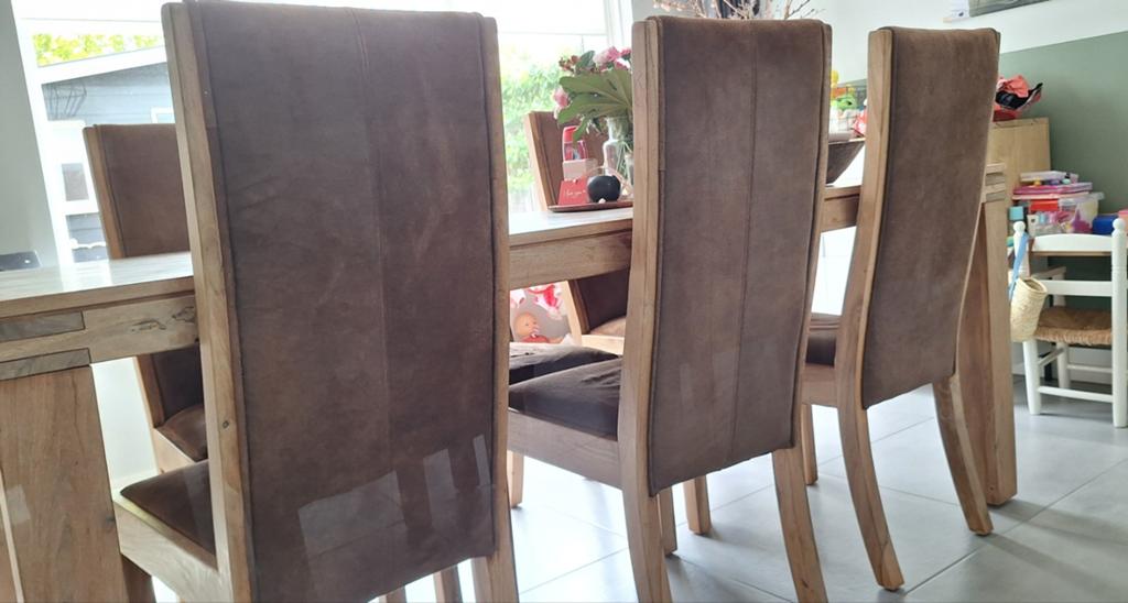 6 Henders & Hazel Batamba stoelen - 4 intact, 2 met schade, Huis en Inrichting, Ophalen, Gebruikt, Bruin, Stof