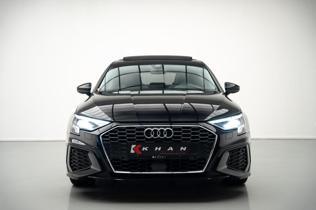 Audi A3 Sportback 30 TFSI S edition |Pano|Leder|Lane Assist|, Auto's, Gebruikt, Leder en Stof, Zwart, Bedrijf