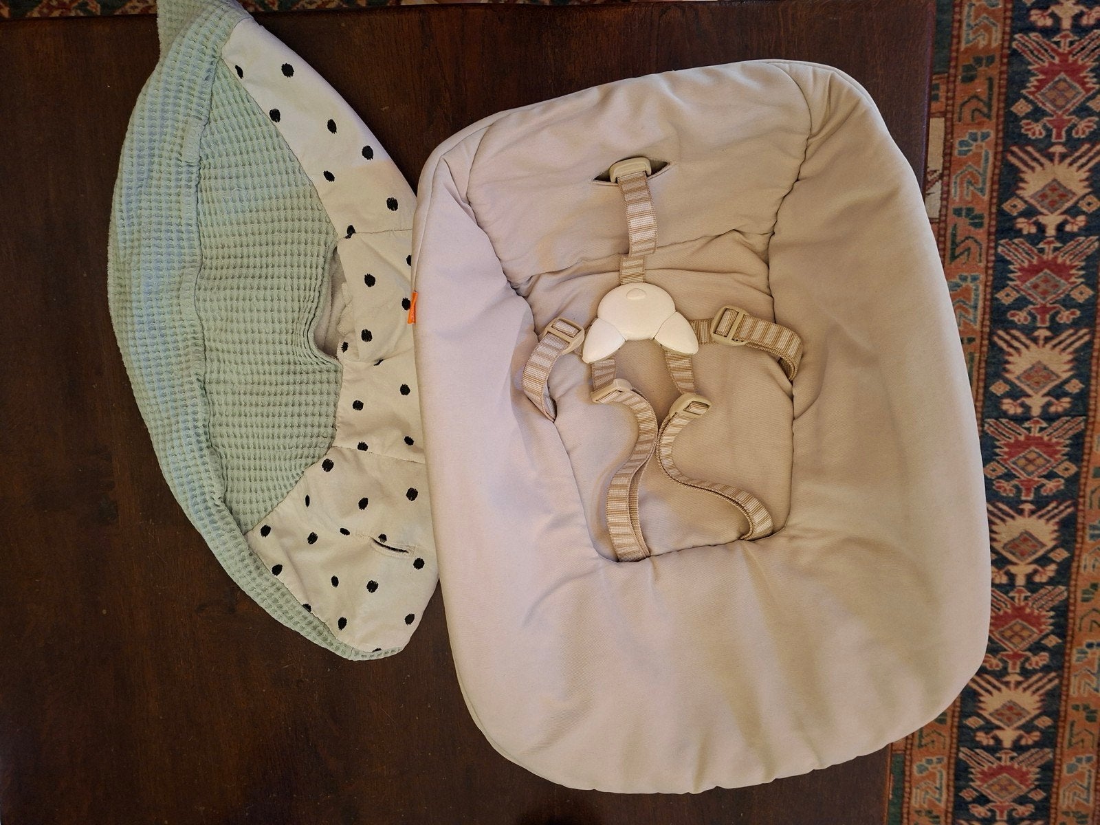 Tripp Trapp Baby Kuipje met extra hoes - Goede staat, Ophalen of Verzenden, Zo goed als nieuw, Meegroeistoel, Stoelverkleiner