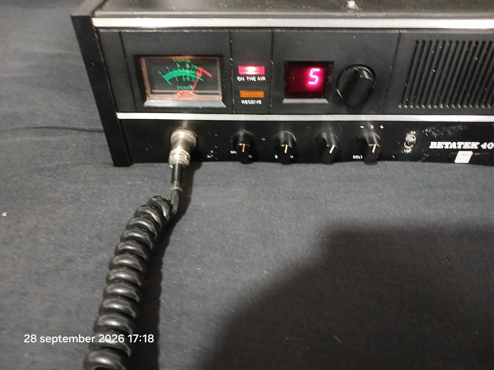 Vintage CB Radio Set: Duna 3 Bander & Betatek 40, Ophalen, Gebruikt, Zender en Ontvanger