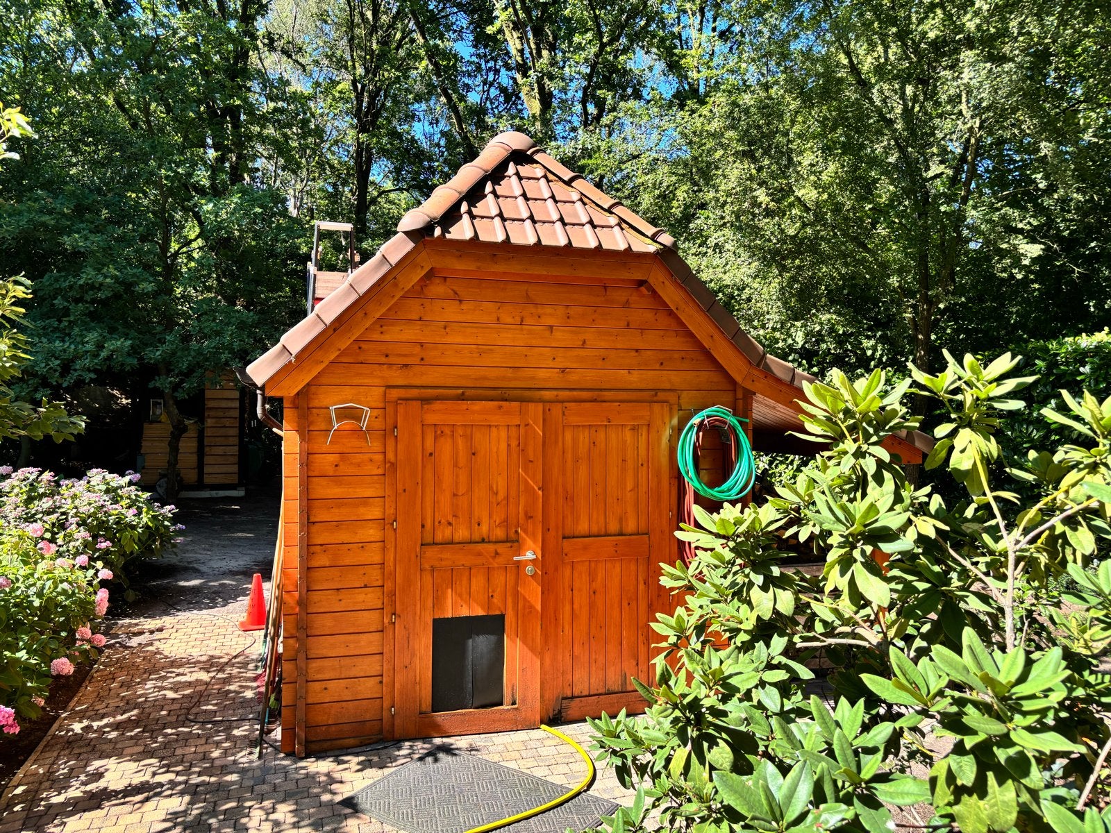 Houten Tuinhuisje met Overkapping en Ramen, Tuin en Terras, Tuinhuizen, Ophalen, Tuinhuis, 250 tot 500 cm, 1 raam