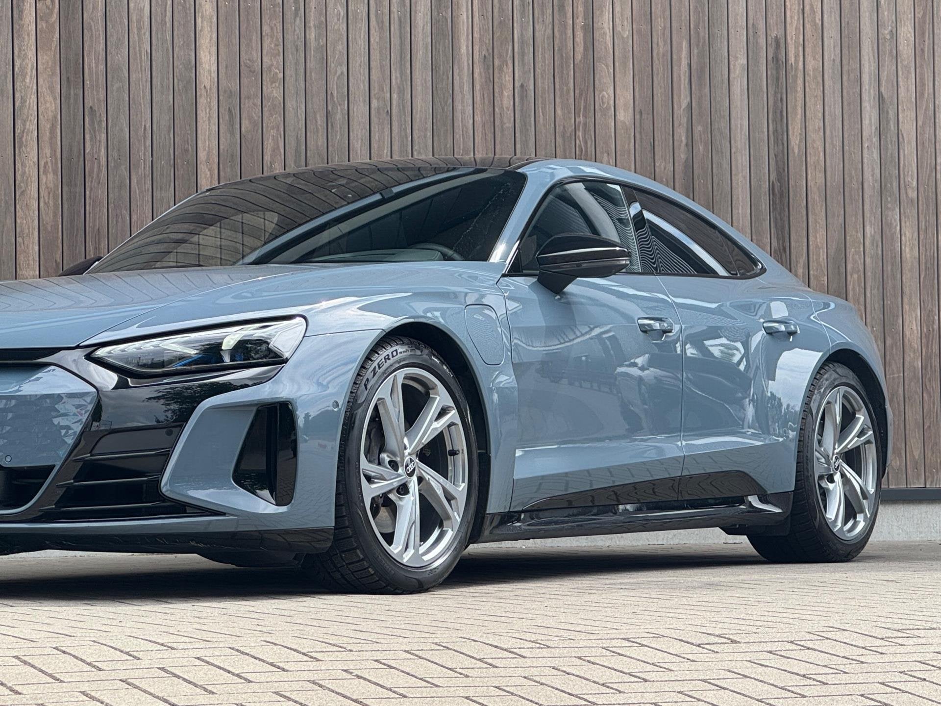 Audi E-tron GT GT 93 kWh / B&O / ACC / 21' / 360 / Laser /, Auto's, Blauw, 93 kWh, Vierwielaandrijving, Blauw